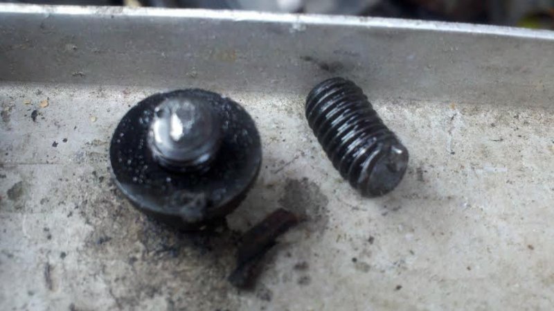 broken bolt 2.jpg