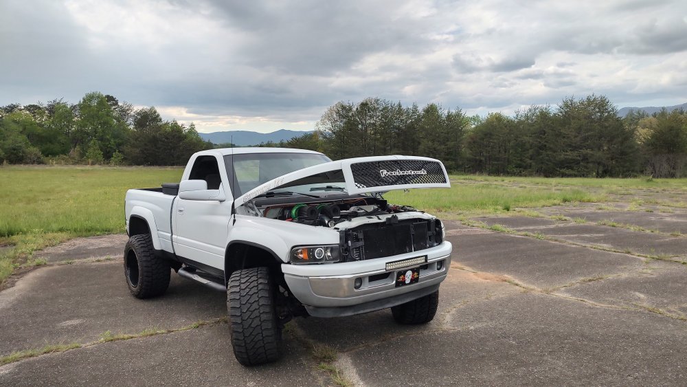 IMG_20230425_open hood1.jpg