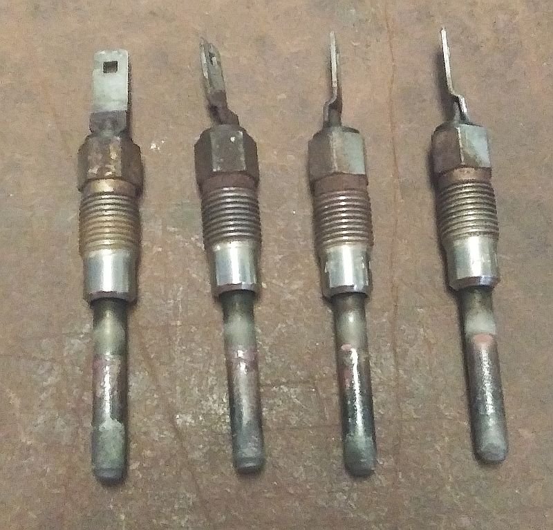 3a. 4- Old 11G Glow Plugs.jpg