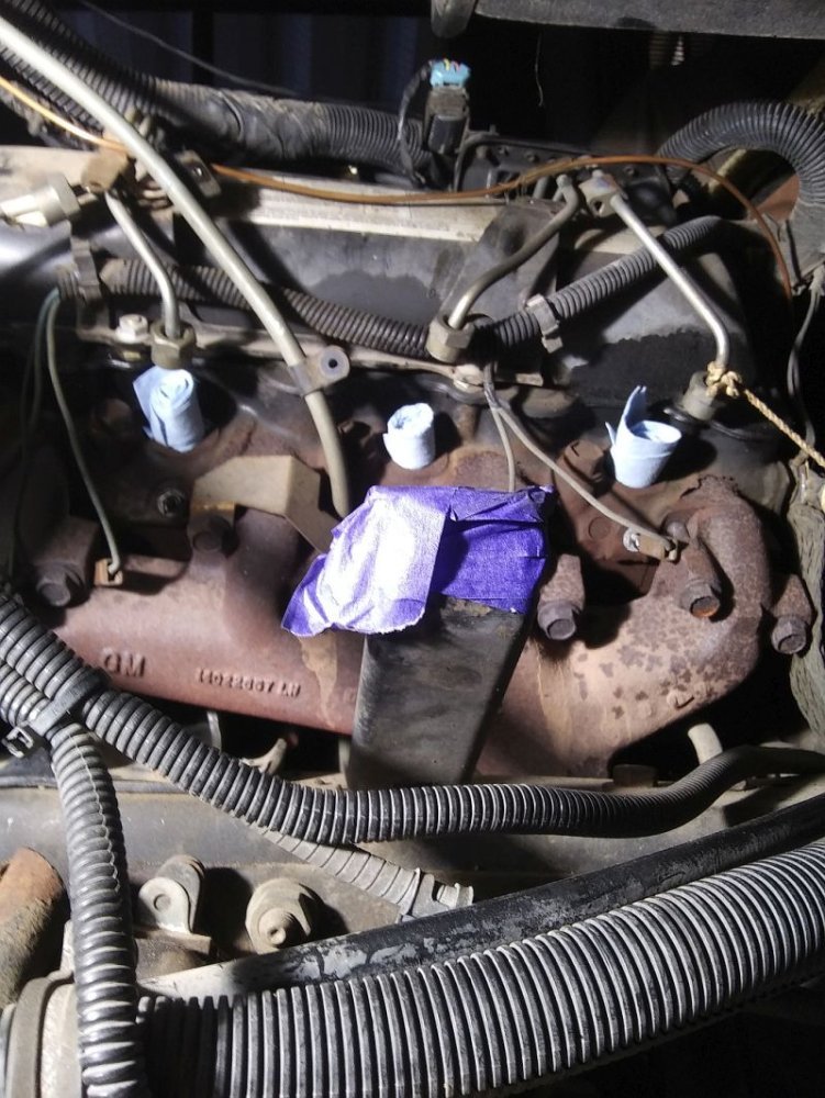 BB. Old Injectors out drivers side.jpg