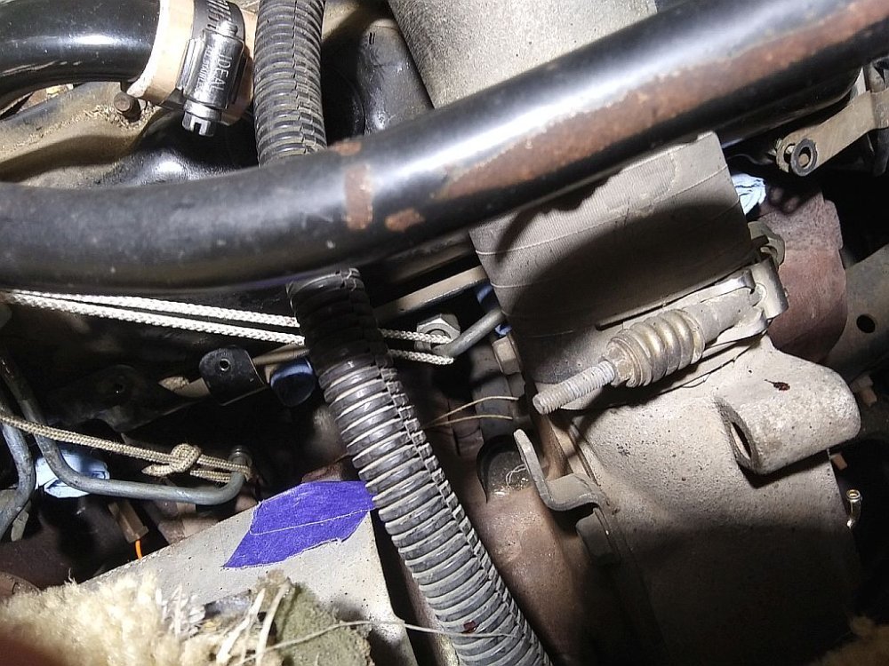 Dd1. 4 Old injectors out passenger side.jpg