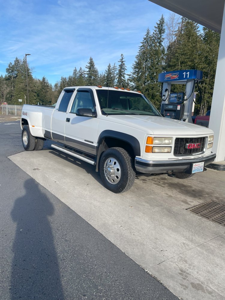 2000 Sierra Classic 3500 Dually.jpeg